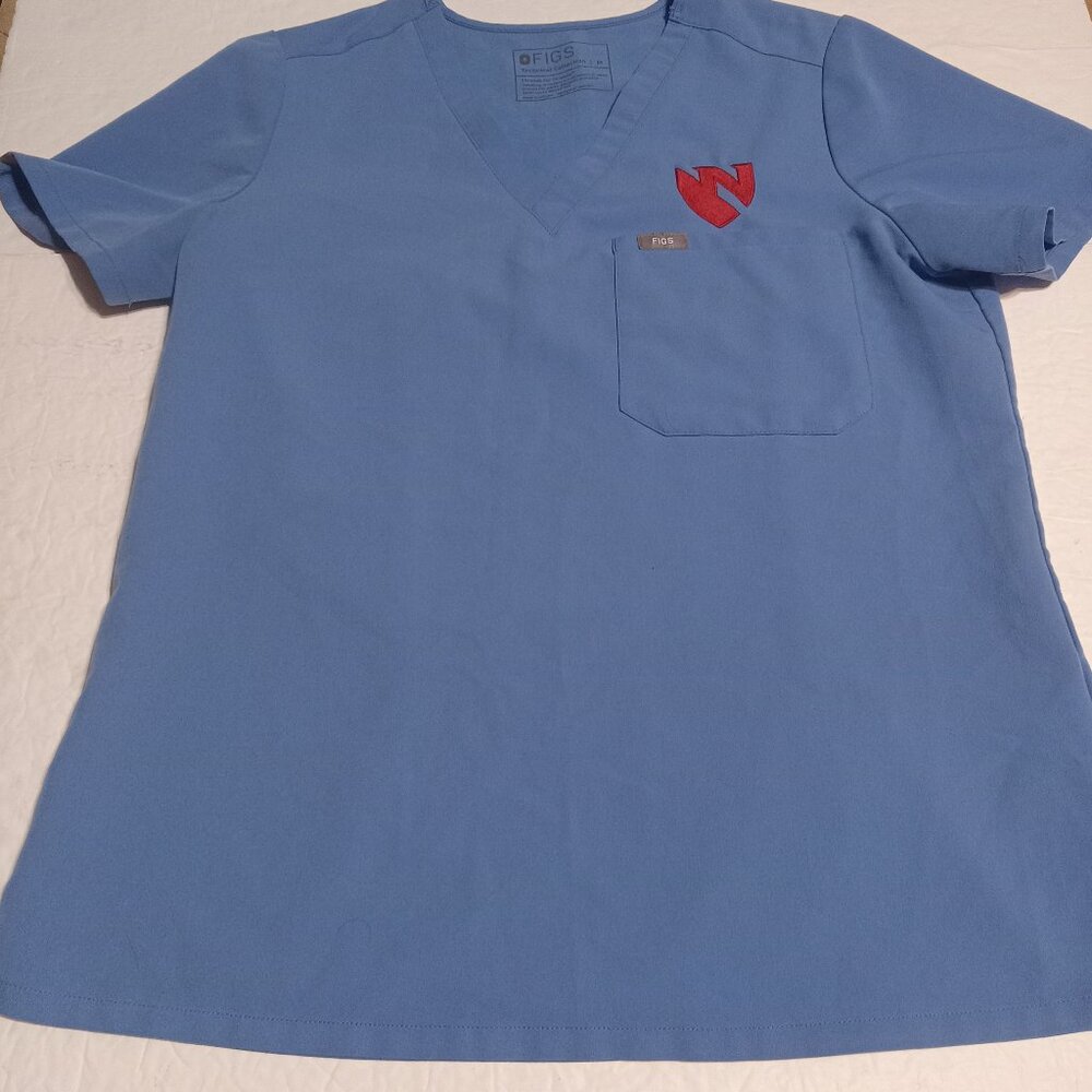 Figs Women's Catarina One-Pocket Scrub Top M FW1000 Ceil Blue